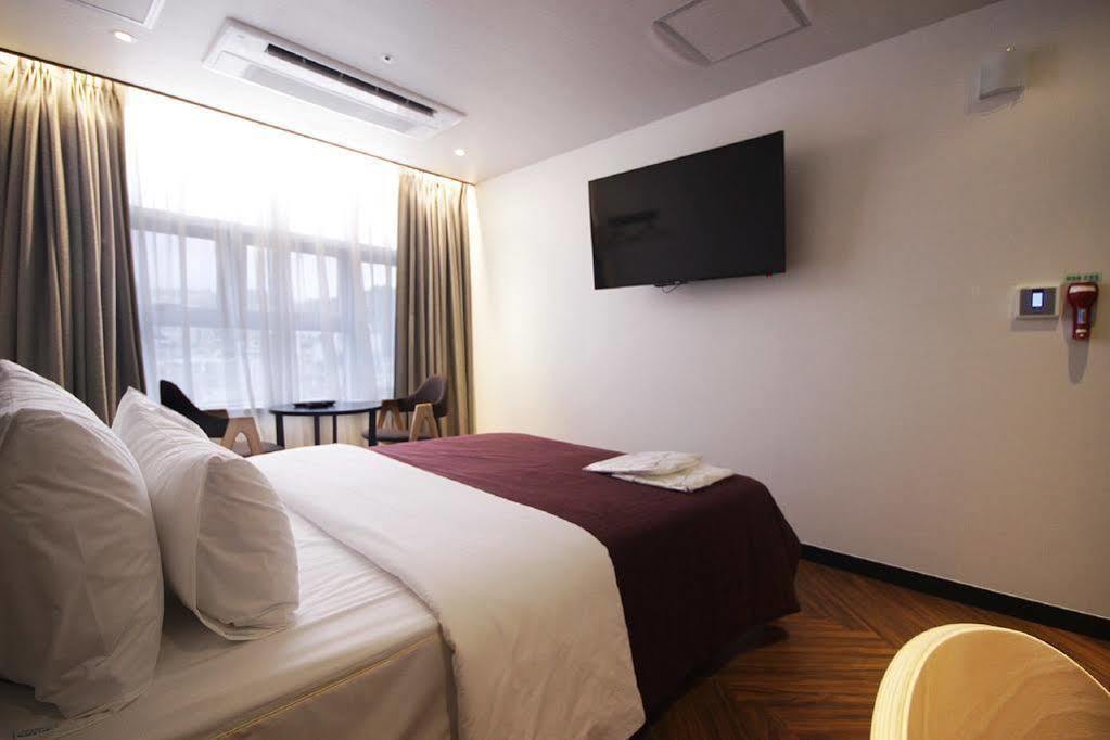 Busan Platinum Hotel Nampo Экстерьер фото